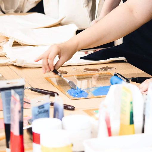Creative Corner: In Person vs. Online: Choosing Your Art Class - Cantoo City